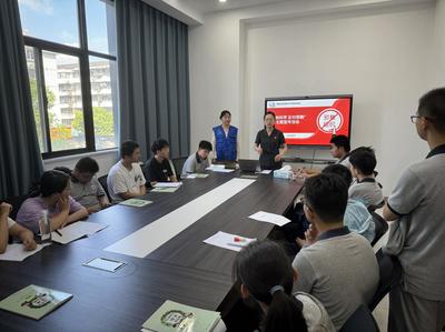 泰州姜堰羅塘街道“關愛之家”為青少年筑牢網(wǎng)絡安全“防護墻”